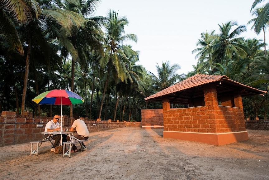 Mango Village Resort Guhāgar Exterior foto